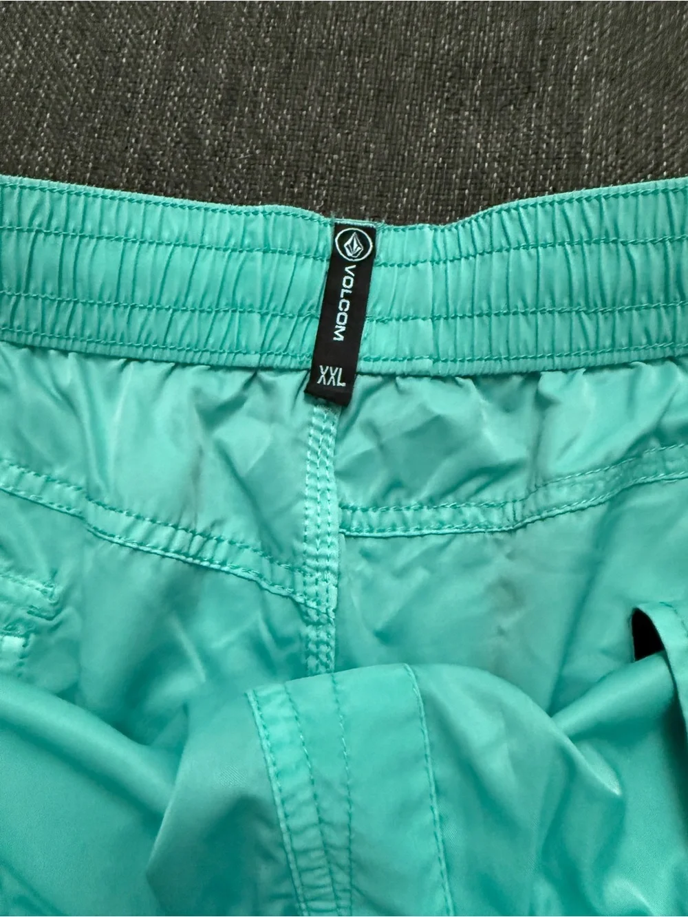 Volcom Men's teal/aqua  Swim Shorts with Black Drawstring size XXL